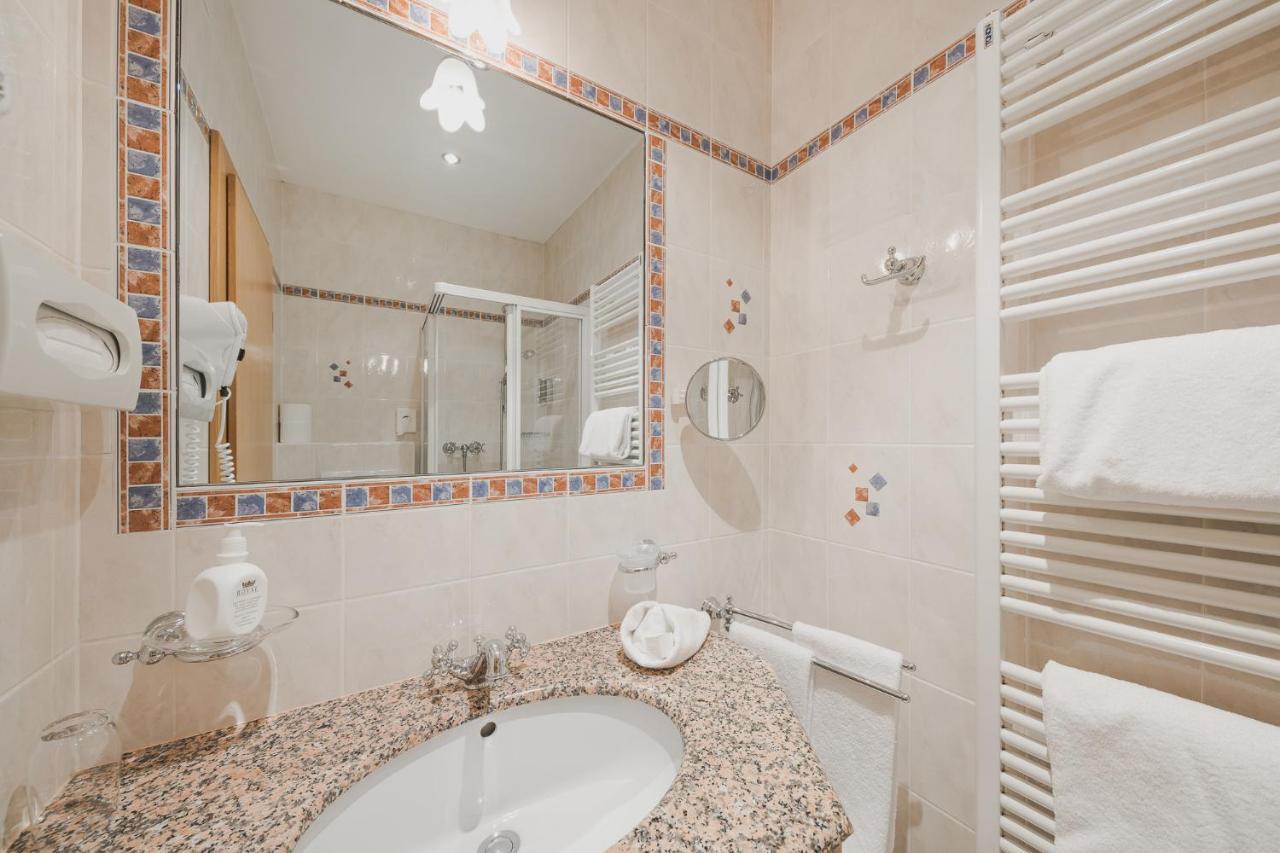 Double Room,1114301037:JPEG
